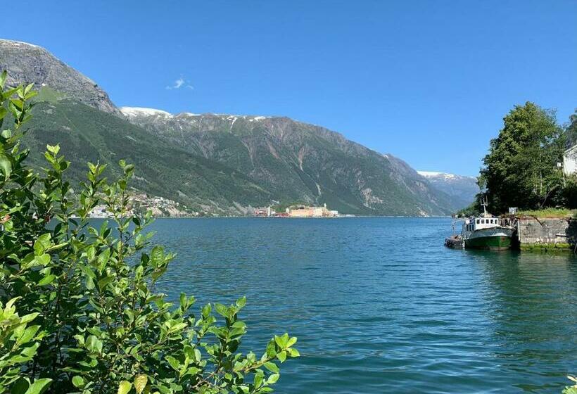 Trolltunga Fjordview