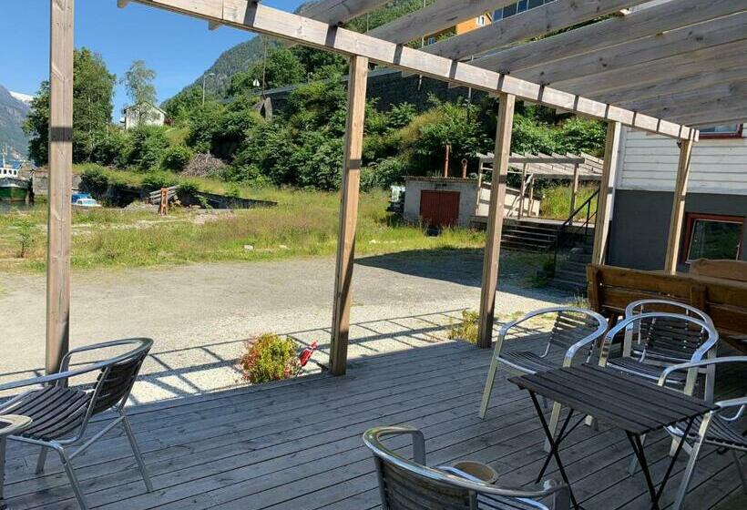 Trolltunga Fjordview