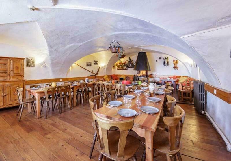 Общежитие Auberge L Estoilies