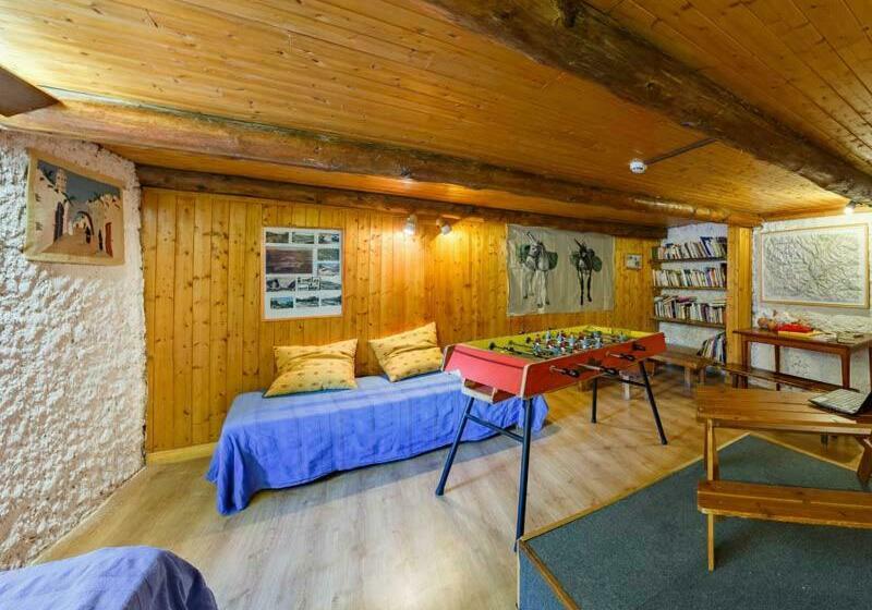 Общежитие Auberge L Estoilies