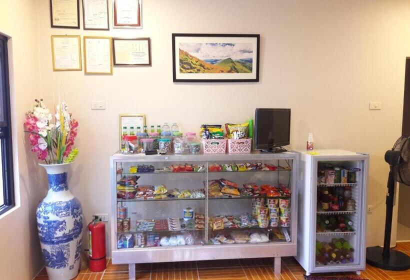 הוסטל D  Partner S Inn