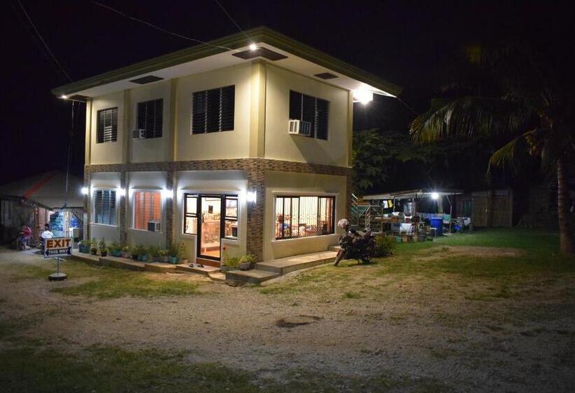 הוסטל D  Partner S Inn