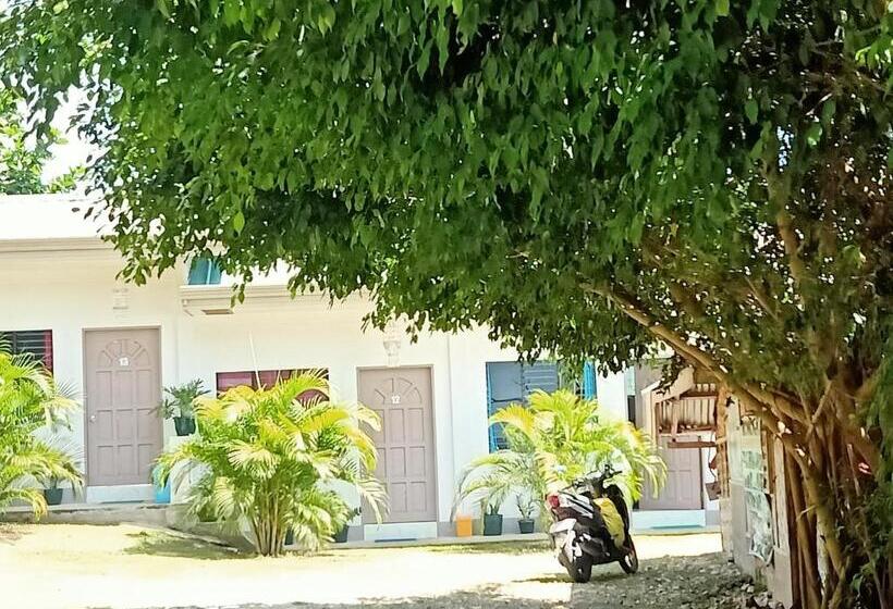 הוסטל D  Partner S Inn