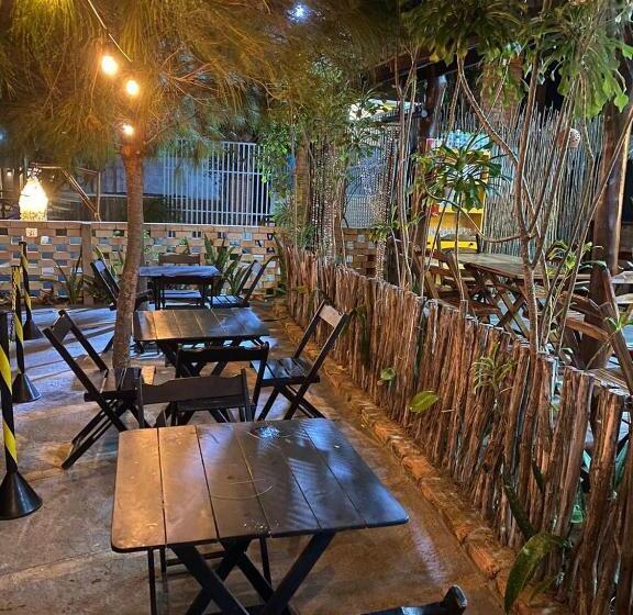 فندق صغير Leão Beach Pousada