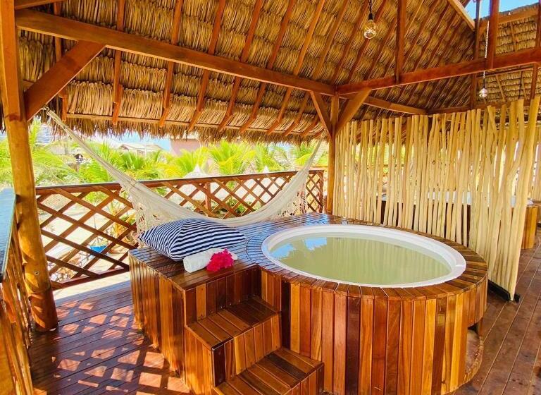 فندق صغير Leão Beach Pousada