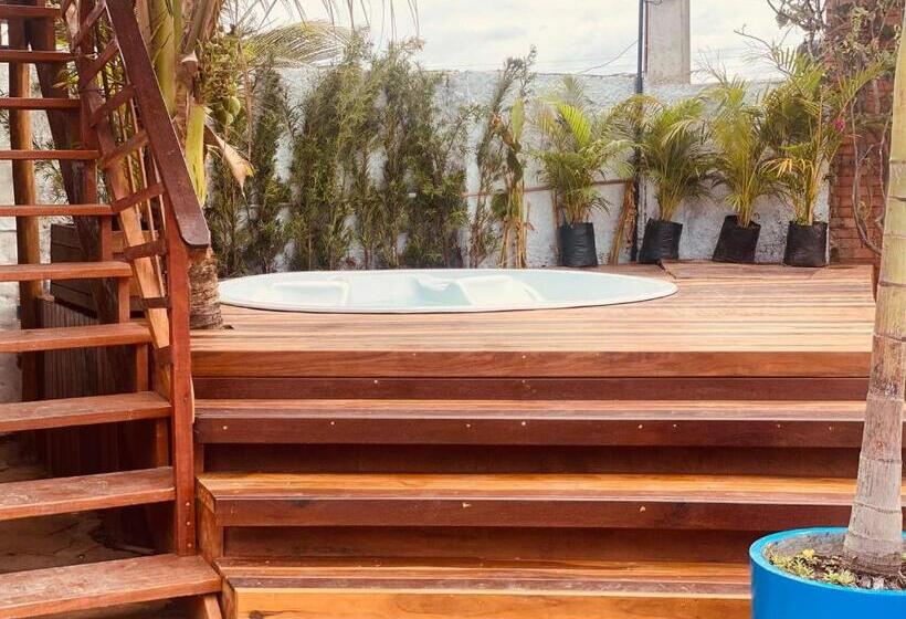 فندق صغير Leão Beach Pousada