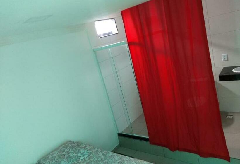 ユースホステル Pousada Albarquel