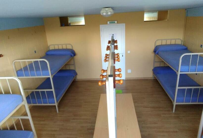 Albergue De Peregrinos Santiago Apostol