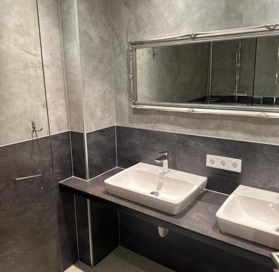 فندق صغير Waldhaus Talblick