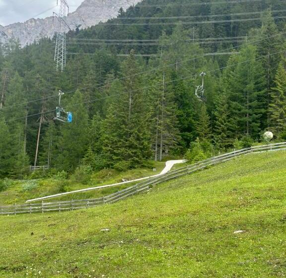 فندق صغير Waldhaus Talblick