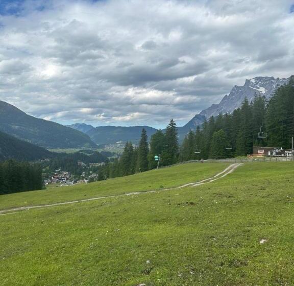 فندق صغير Waldhaus Talblick