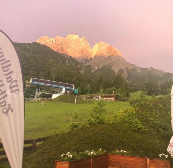 فندق صغير Waldhaus Talblick