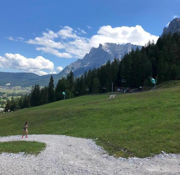 فندق صغير Waldhaus Talblick