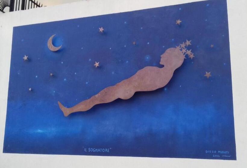 تختخواب و صبحانه Il Corvino