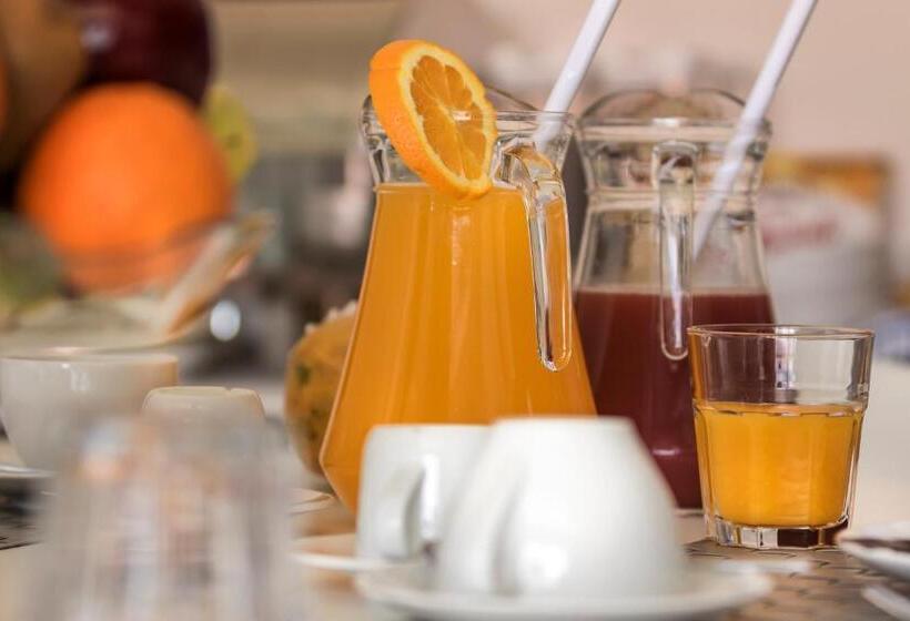 ベッドアンドブレックファースト Ilheu 25 Peniche House