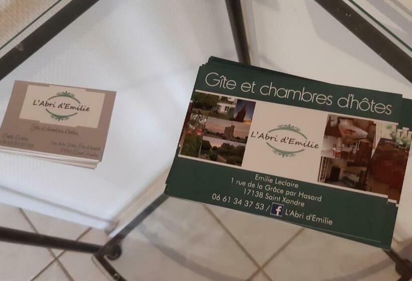 Bed and Breakfast L Abri D Emilie Chambre D Hôtes