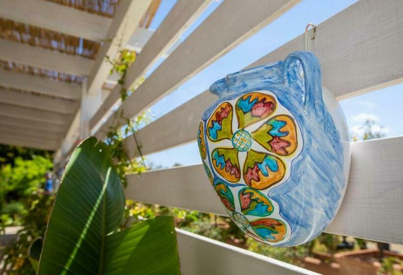 민박 La Vecchia Tortuga