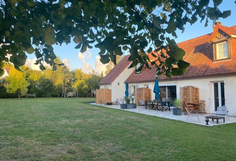 ベッドアンドブレックファースト La Villa Saint Val