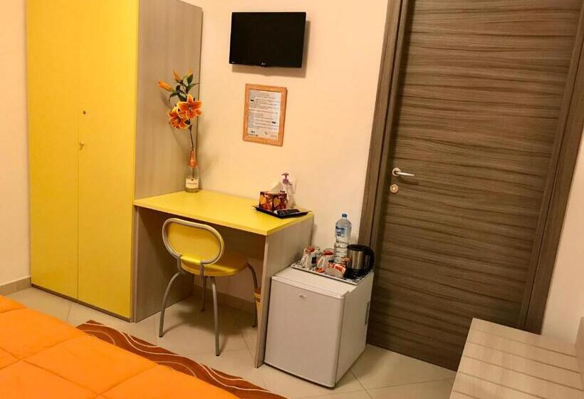 مبيت وإفطار La Zia Acida