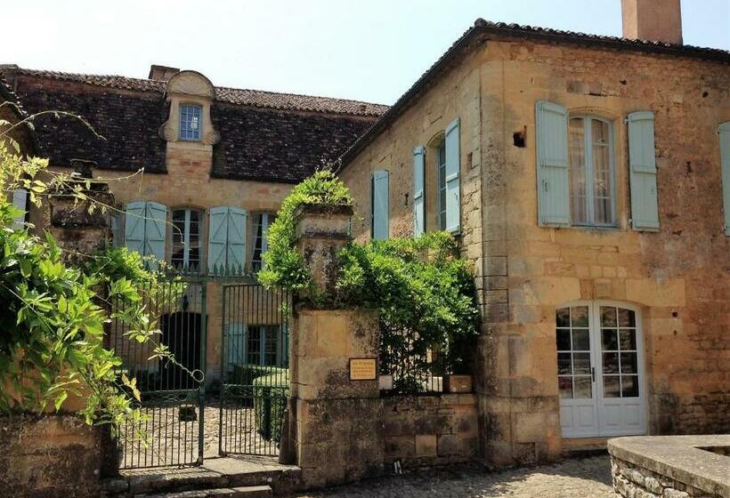 ベッドアンドブレックファースト Le Prieuré Du Château De Biron