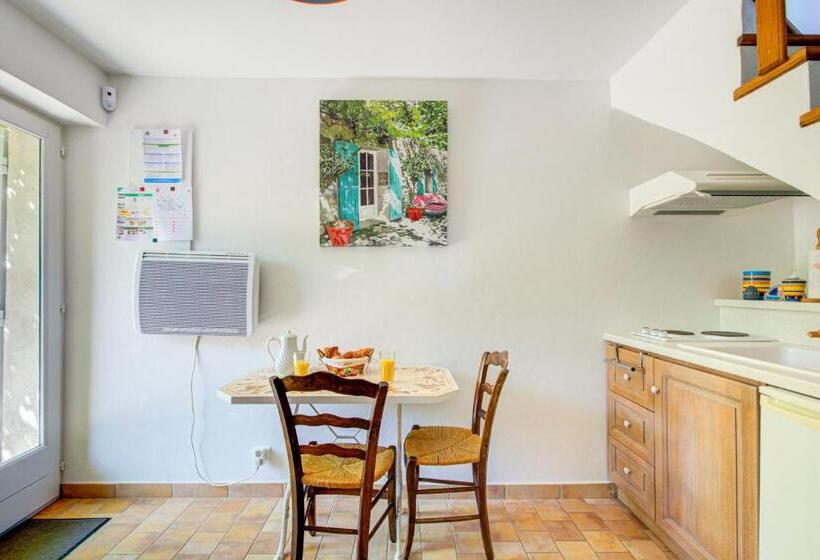 مبيت وإفطار Les Chambres Du Perussier