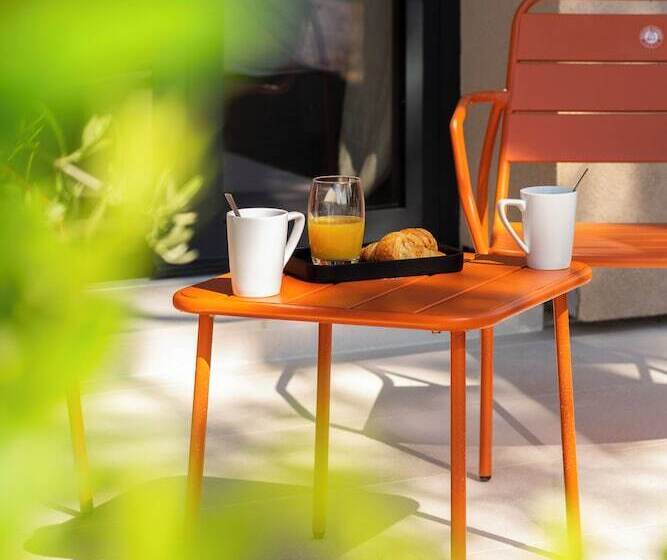 민박 Les Villas Du Chateau De Lastours