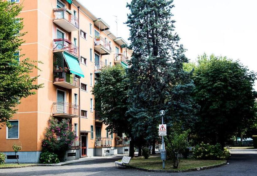 住宿加早餐  Lorenteggio 209