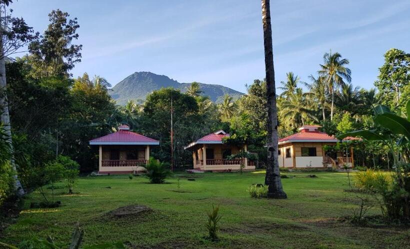 تختخواب و صبحانه Paco S Garden Home Stay