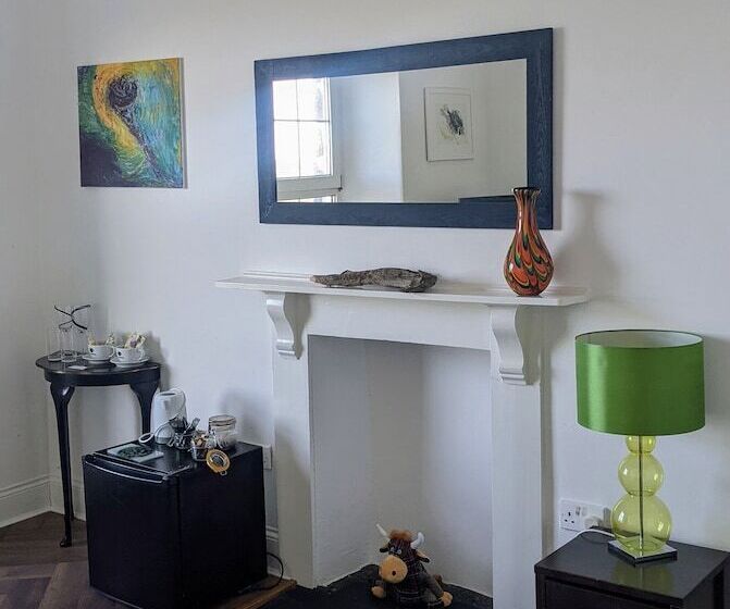 مبيت وإفطار The Cathedral Villas