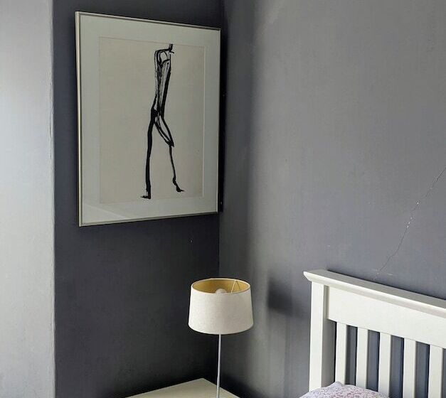 مبيت وإفطار The Cathedral Villas