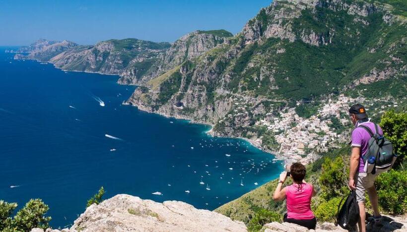 Bed and Breakfast Vesuvio House Appartamento Indipendente E Centrale