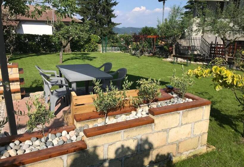 Bed & Breakfast Indi Thelar