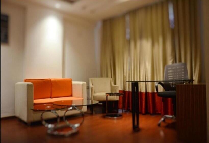 Hotel Amora   Rajnandgaon