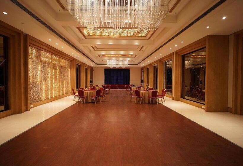 Hotel Amora   Rajnandgaon