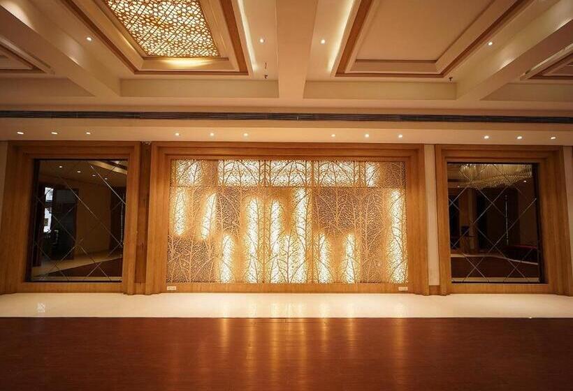 Hotel Amora   Rajnandgaon