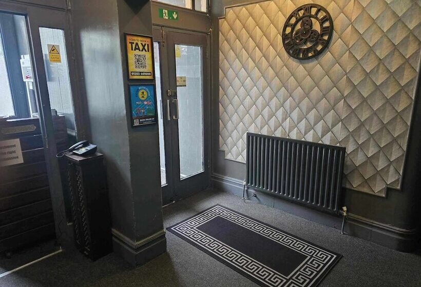 בית מלון כפרי Balkan