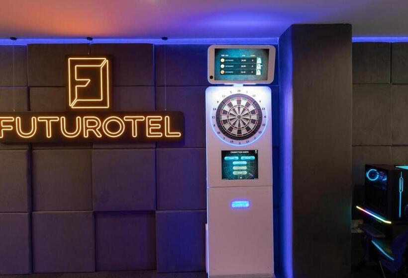 هتل کپسول Futurotel Malagueta Beach