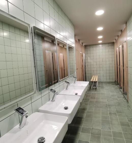 هتل کپسول Futurotel Malagueta Beach