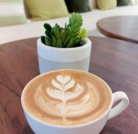 هتل Fig Sunset View Resort