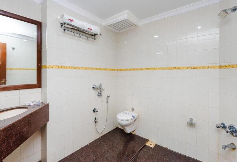 ホテル Galaxy Opp Surat Railway Station