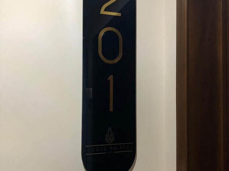 Отель Gold Palace