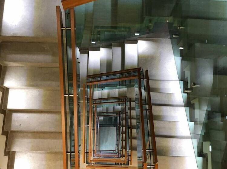 Отель Gold Palace