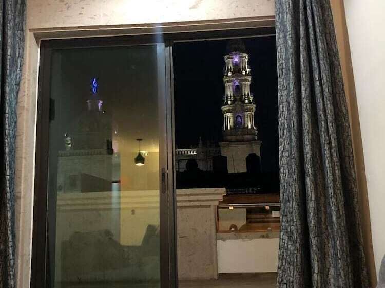 Отель Gold Palace