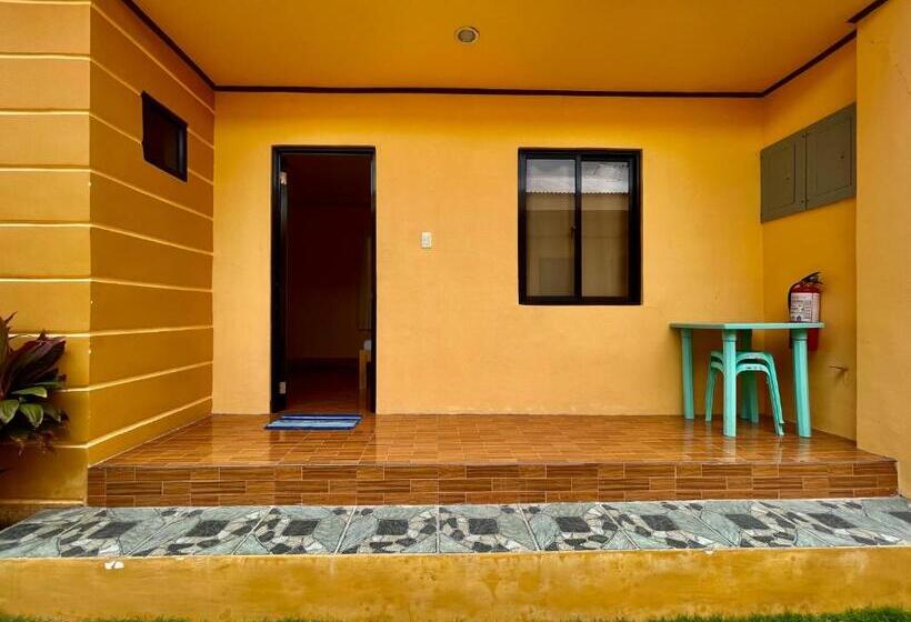 هتل Golden Sunset Inn