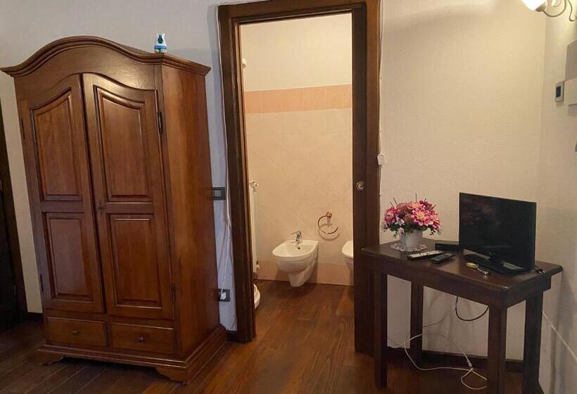 בית מלון כפרי Il Pianetto