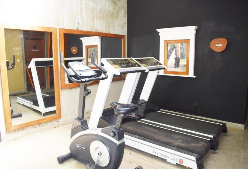 ホテル Nildiya Riverside Safari