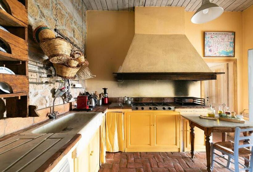 ホテル Tenuta Colle Sala   Country House & Suites