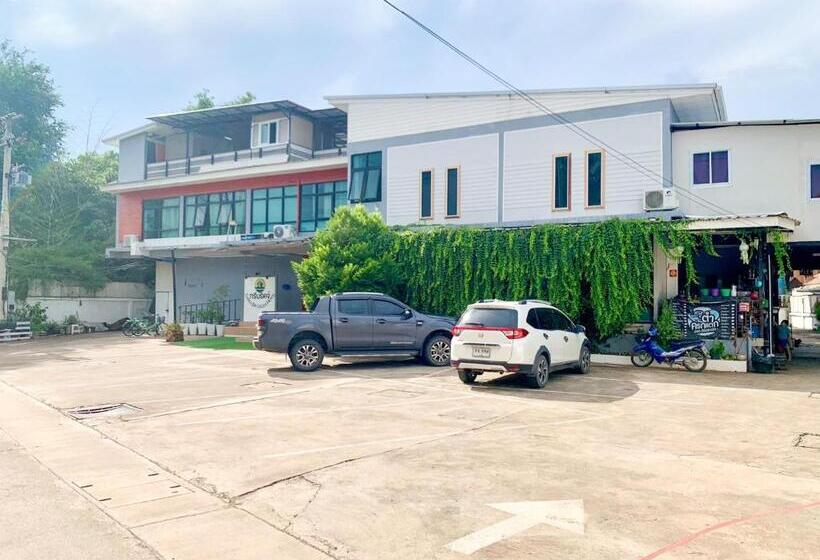 酒店 Three Bridges