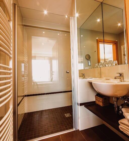 هتل Weingut Kollerhof Am Eichberg