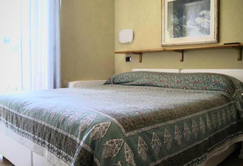 پانسیون Affittacamere La Loggia